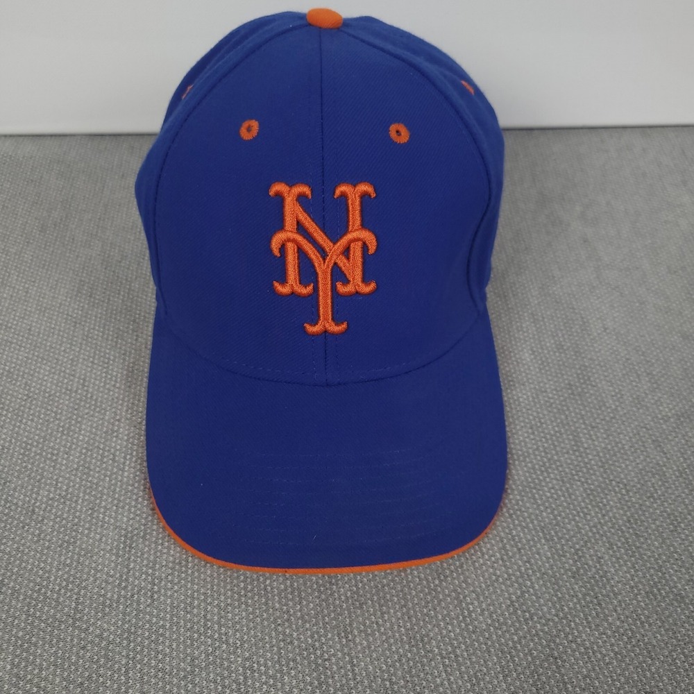 New York Mets Fan Favorite Blue Genuine Merchandise Baseball Hat One Size